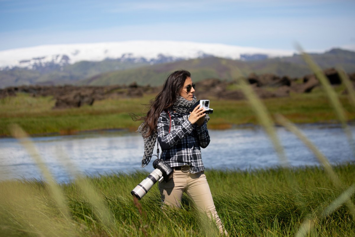 Photographer Marie D. De Jesús takes photos of Iceland's natural scenery.