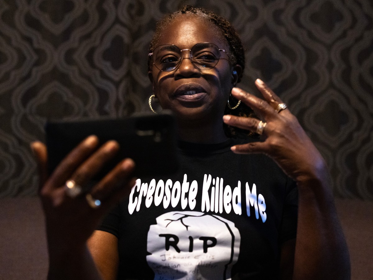 Sandra Edwards gives an interview to ABC 13 about her reactions to a statement released by Union Pacific regarding contamination in Fifth Ward